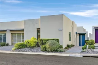 Photo #1: 2730073 Listing 