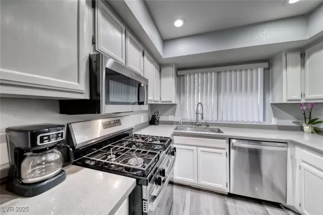 MLS: 2730077 Condo For Sale