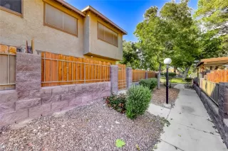 Photo #3: 2730077 Listing