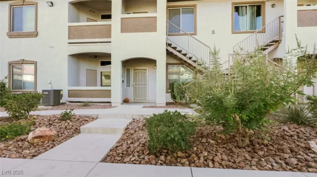 MLS: 2730079 Condo For Sale