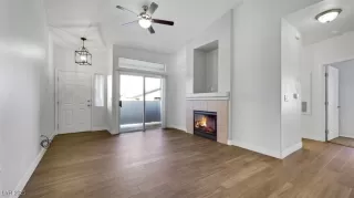Photo #2: 2730079 Listing