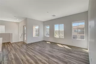 Photo #3: 2730115 Listing 