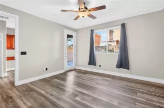 Photo #4: 2730146 Listing 