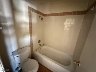 Photo #6: 2730162 Listing