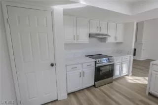 Photo #6: 2730193 Listing