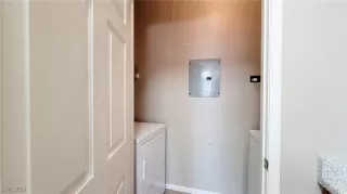 Photo #4: 2730201 Listing 