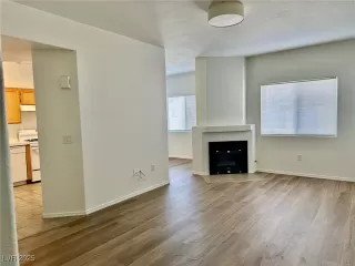 Photo #2: 2730219 Listing 