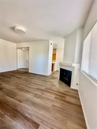 Photo #6: 2730219 Listing 
