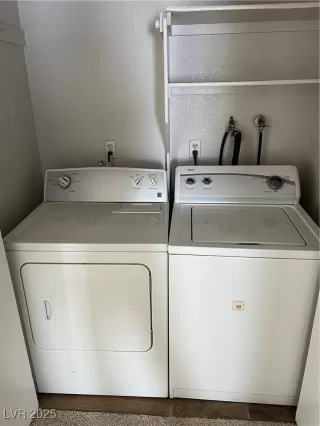 Photo #2: 2730220 Listing 