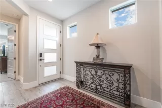 Photo #3: 2730244 Listing