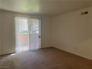 Photo #1: 2730253 Listing 