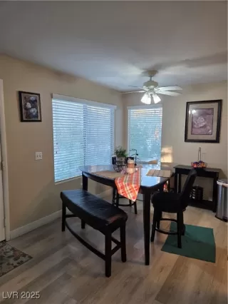 Photo #3: 2730262 Listing