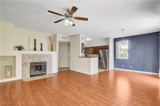 Photo #5: 2730264 Listing