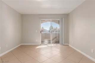 Photo #5: 2730271 Listing