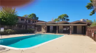 Photo #3: 2730285 Listing