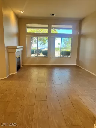 Photo #6: 2730287 Listing 