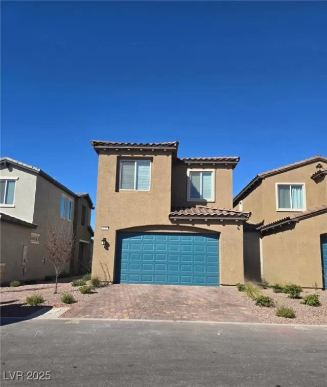 MLS: 2730299 Condo For Sale