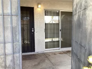 Photo #1: 2730304 Listing 