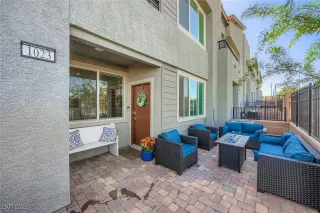 Photo #2: 2730345 Listing