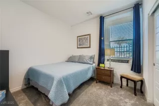 Photo #6: 2730345 Listing