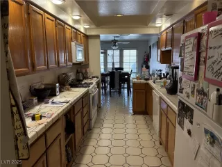 Photo #4: 2730360 Listing