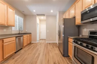 Photo #4: 2730368 Listing 