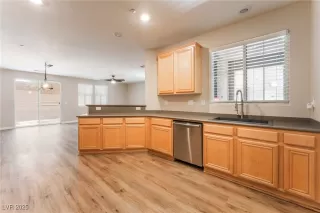 Photo #6: 2730368 Listing 