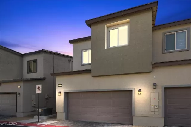 MLS: 2730408 Condo For Sale