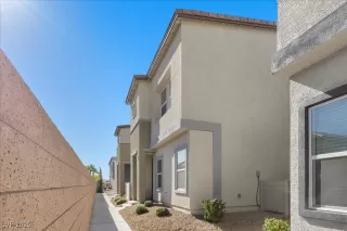 Photo #6: 2730408 Listing