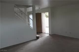 Photo #5: 2730424 Listing 