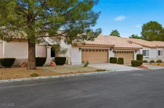 Photo #2: 2730446 Listing