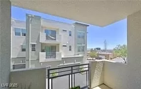 Photo #6: 2730489 Listing