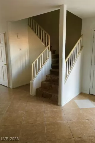 Photo #4: 2730500 Listing 