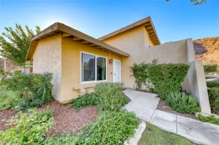 Photo #2: 2730508 Listing