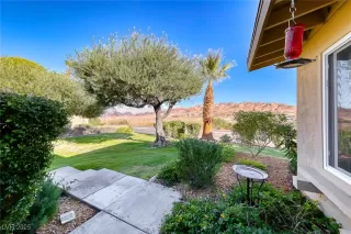 Photo #3: 2730508 Listing