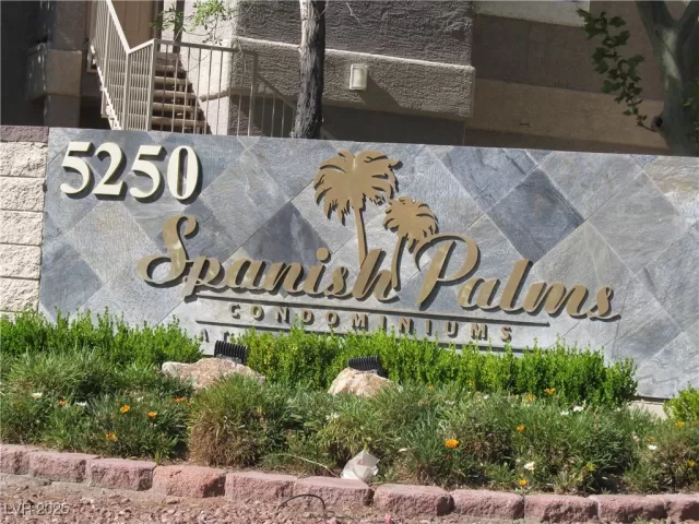 MLS: 2730520 Condo For Sale