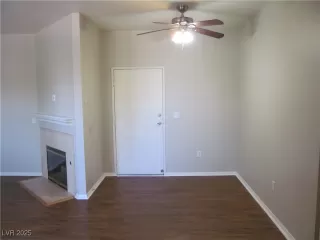 Photo #4: 2730520 Listing 