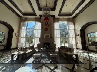 Photo #2: 2730522 Listing 