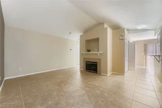 Photo #4: 2730529 Listing 