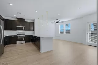 Photo #2: 2730545 Listing 