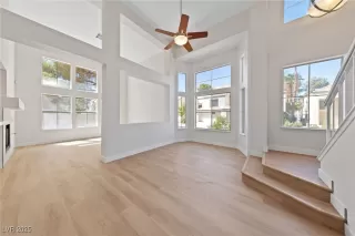 Photo #2: 2730568 Listing 