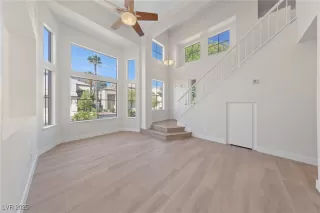 Photo #3: 2730568 Listing 