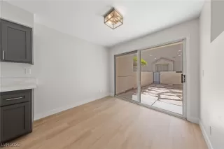 Photo #6: 2730568 Listing 