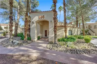 Photo #3: 2730587 Listing