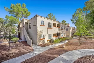 Photo #2: 2730594 Listing