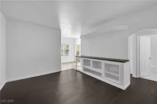 Photo #5: 2730594 Listing