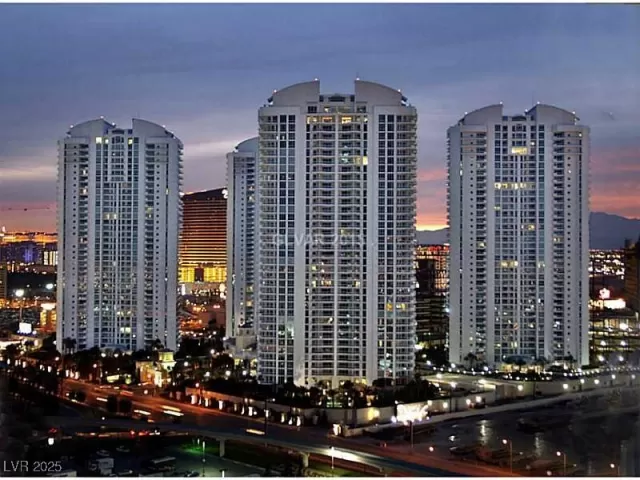 MLS: 2730628 Condo For Sale