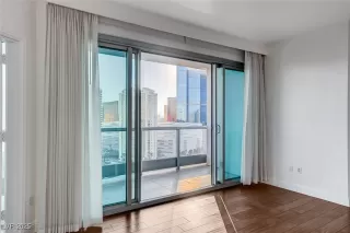 Photo #6: 2730631 Listing