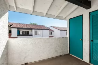 Photo #3: 2730645 Listing