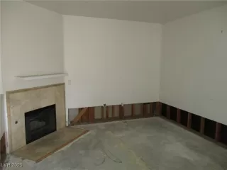 Photo #2: 2730664 Listing